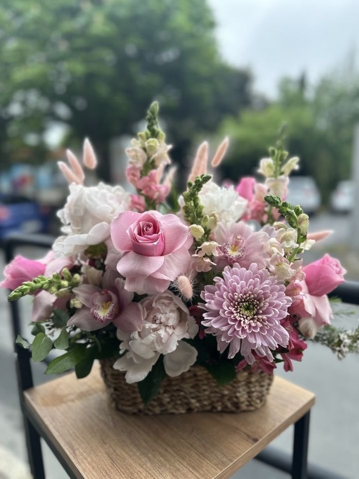 Orta Boy Sepette Anneler Günü Aranjmanı