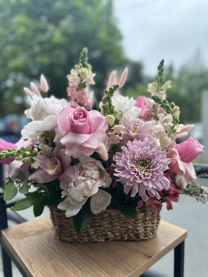 Orta Boy Sepette Anneler Günü Aranjmanı