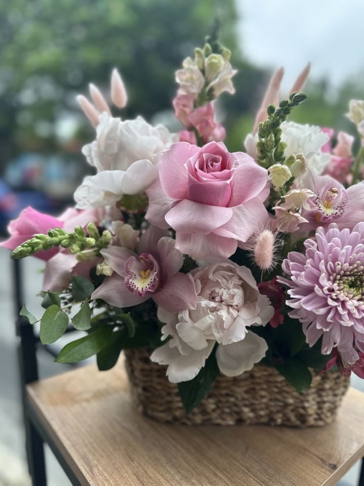 Orta Boy Sepette Anneler Günü Aranjmanı