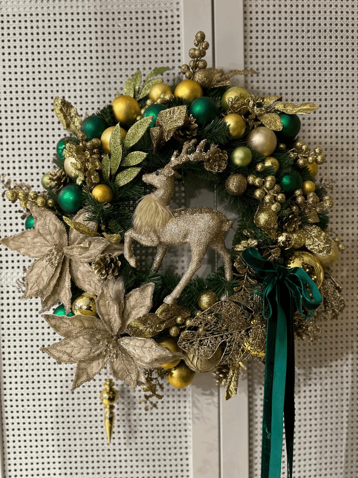 Lüks Koyu Yeşil ve Altın Kapı Süsü