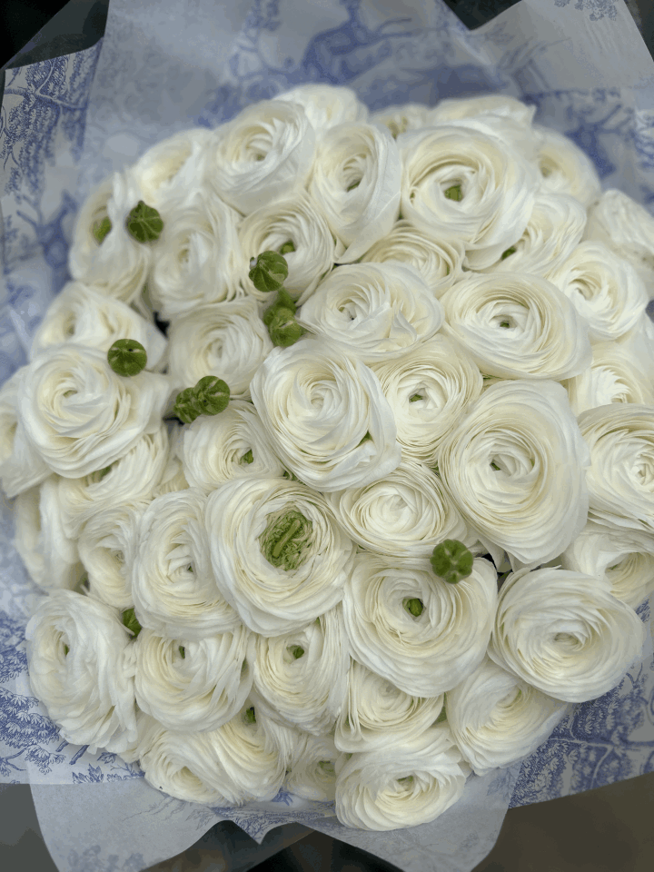 Bembeyaz Erengül Buketi