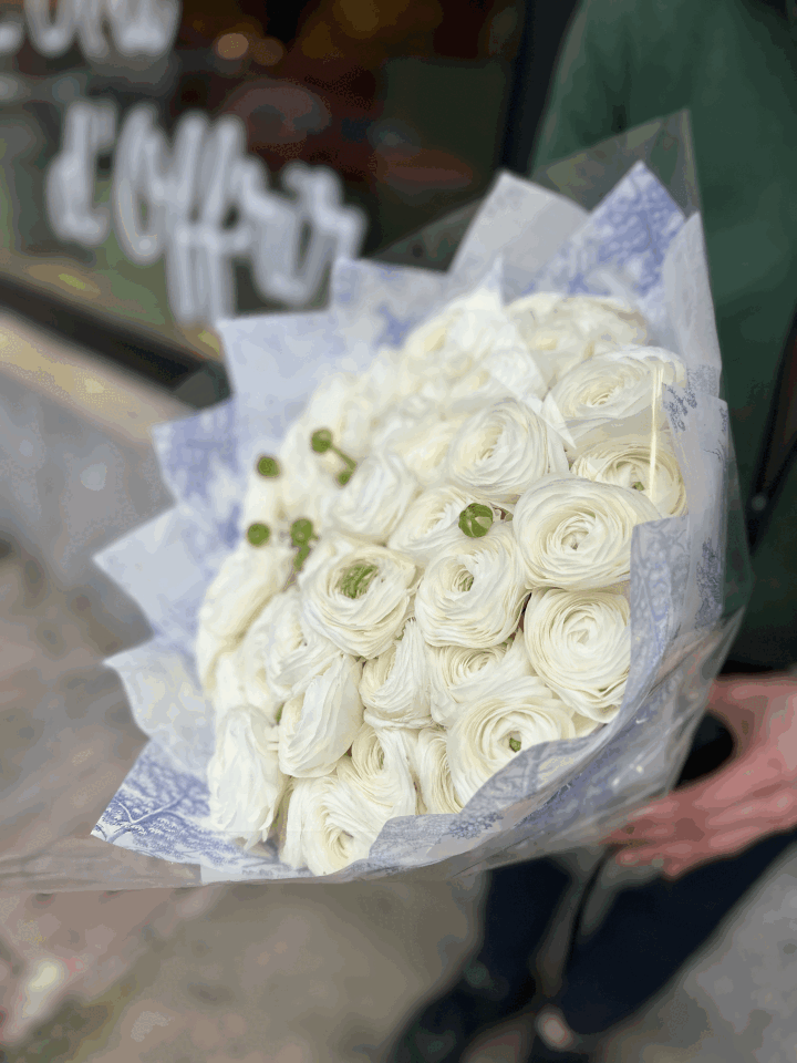 Bembeyaz Erengül Buketi